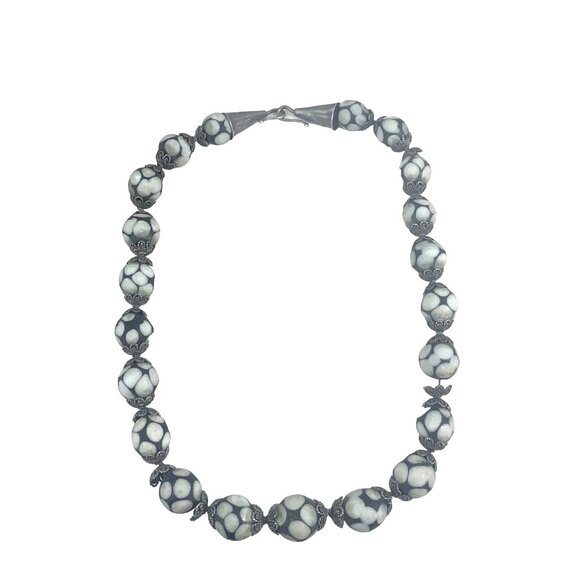 Vintage Handcrafted Necklace With Black & White Ceramic Beads Silver Clasps & Fl - Picture 1 of 9